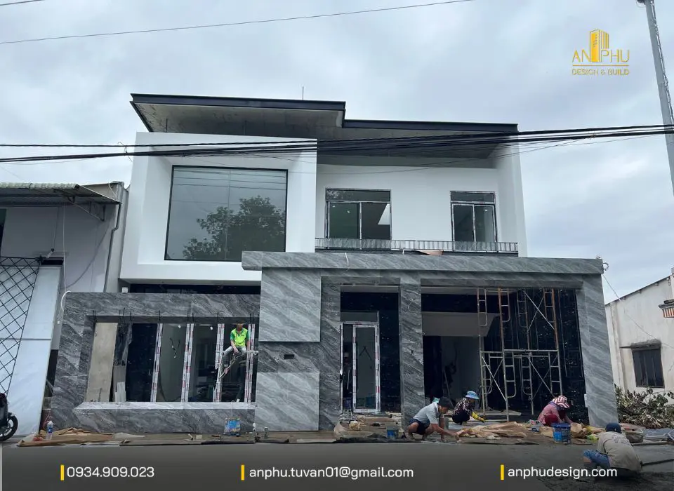 Hoàn thiện thi công lắp đặt gạch cổng