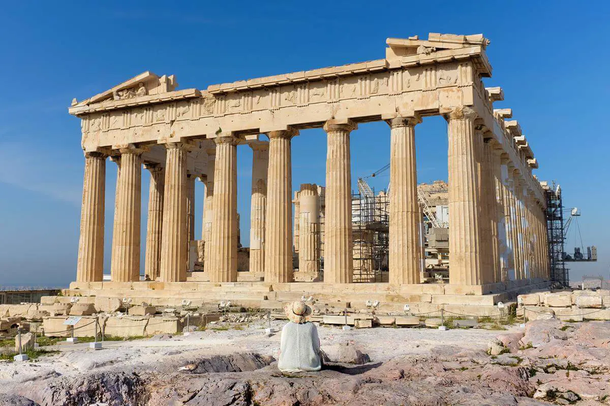 den-parthenon