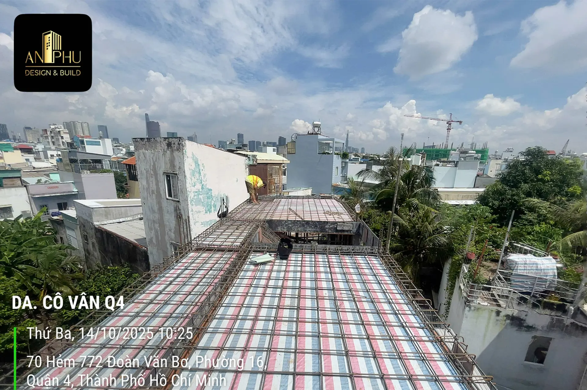 gia-cong-sat-thep-san-mai