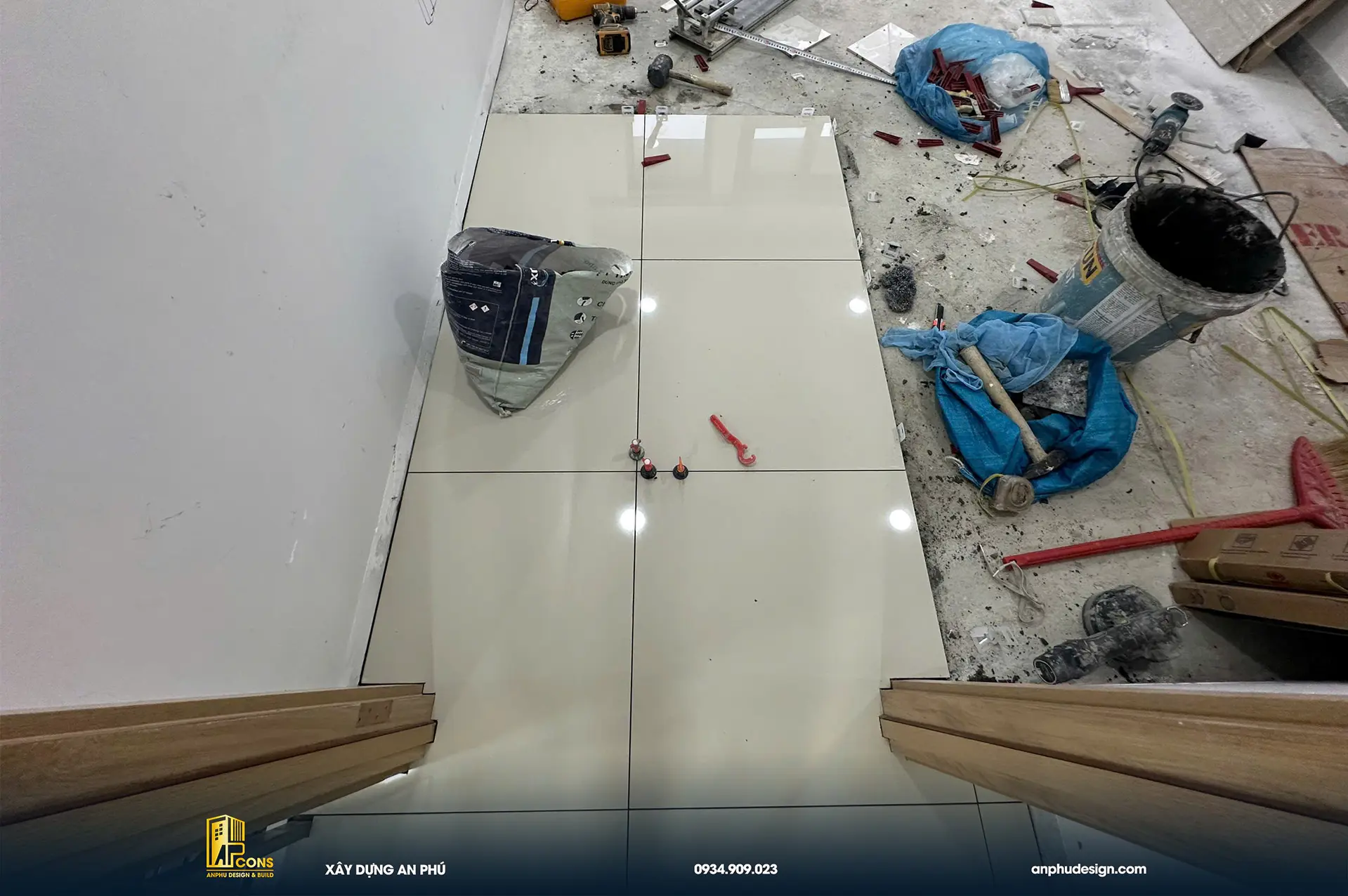 hoan-thien-noi-that-can-ho-la-astoria-lat-gach-nen