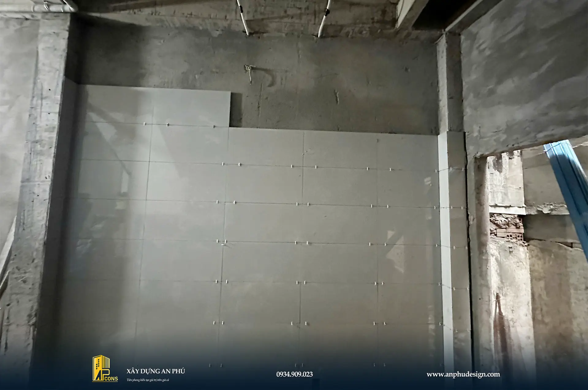 op-gach-tuong-phong-bep