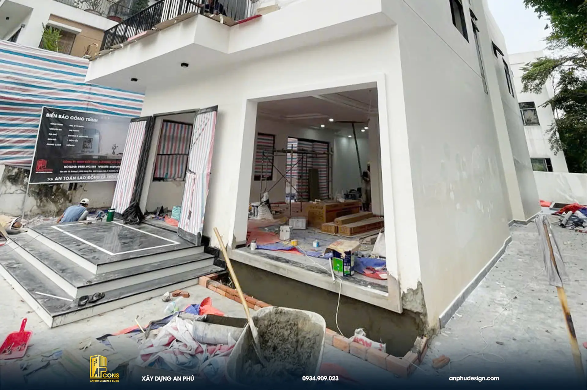 thi-cong-op-da-sanh-truoc-tang-tret-biet-thu-3-tang