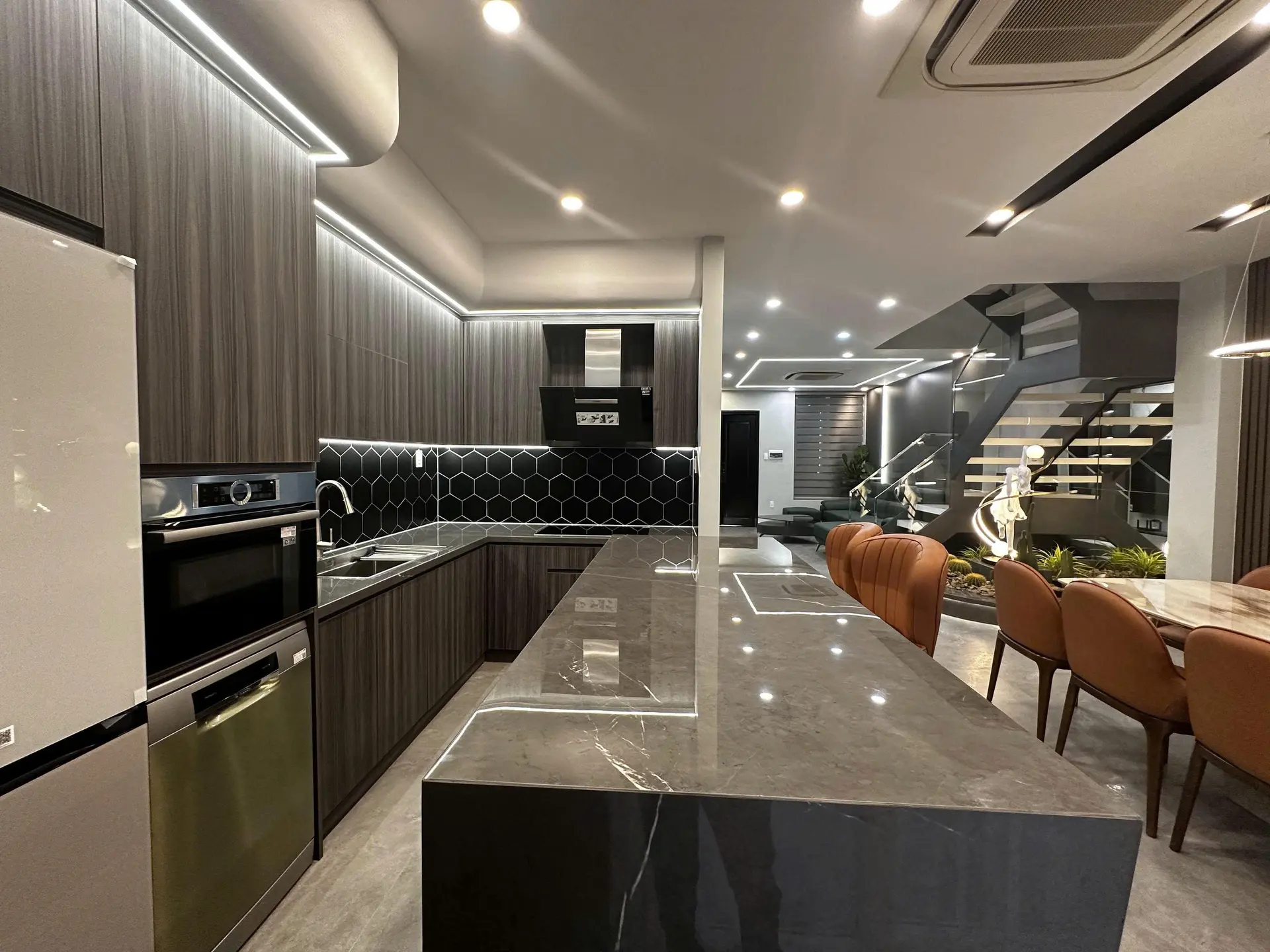 z7267556678720_bab6ce2c1f82b1ff9ac19e13a42bbdbe