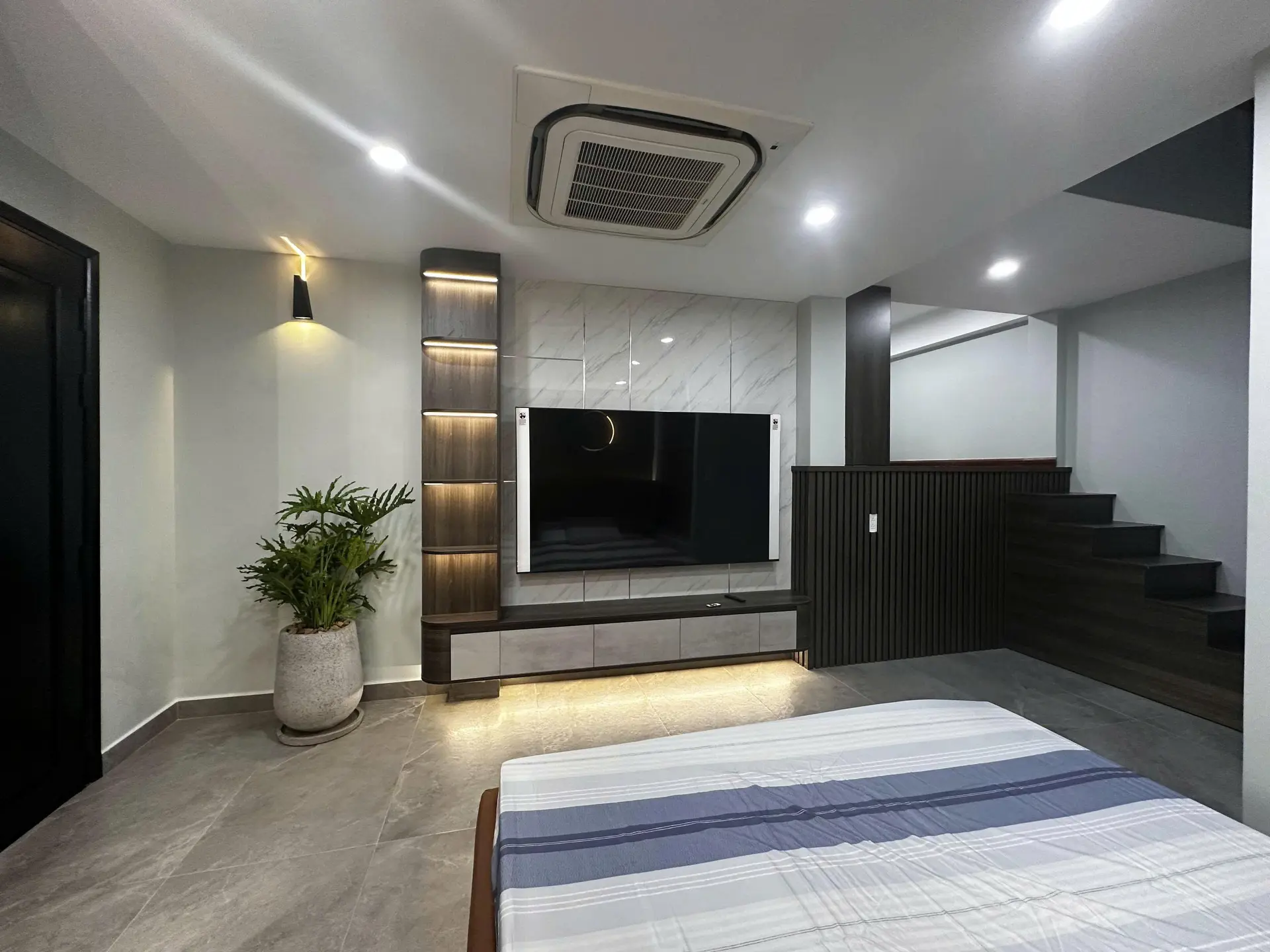 z7267557534147_161081ee303114978d6de16f0bc03c5e