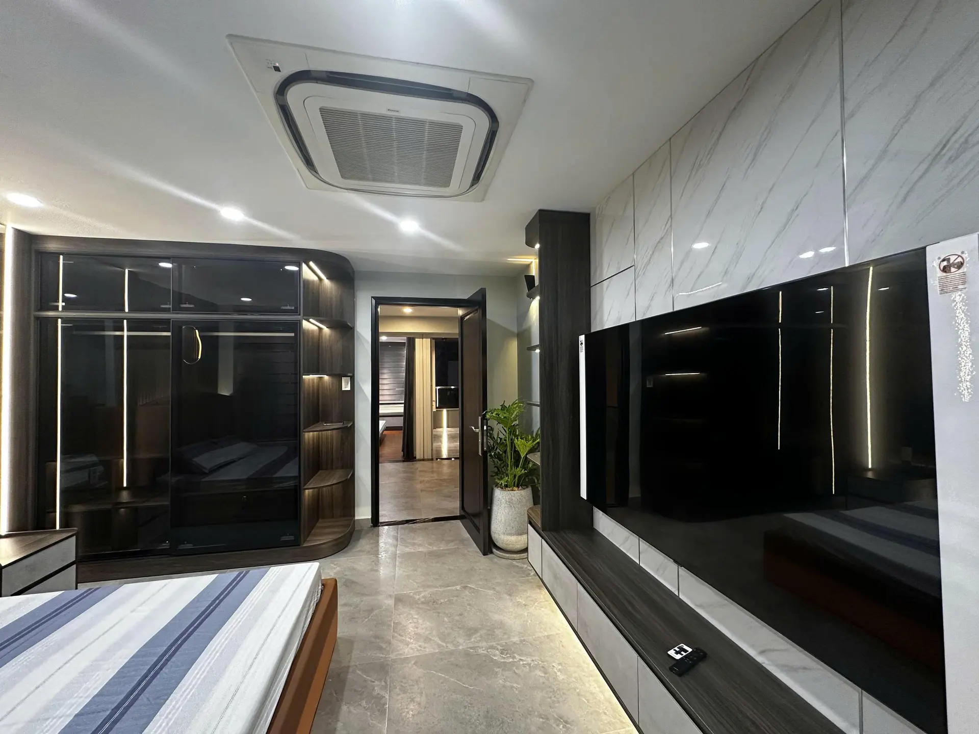 z7267558822023_bfffabc1045a64a885936e47efabd524